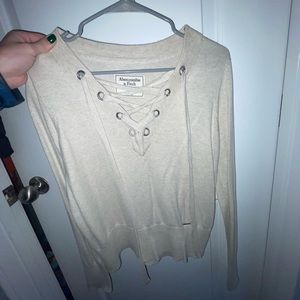 Abercrombie & Fitch Sweater